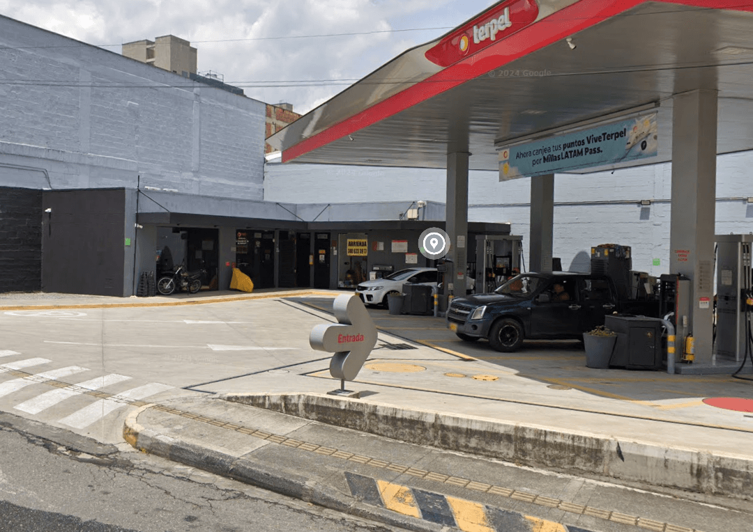 Ubicación del negocio de compraventa de autos